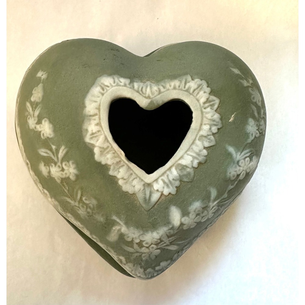 Antique Schafer & Vater Jasperware Heart Shaped‎ Hair Receiver